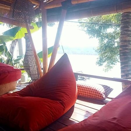 Отель Tanjungan Gili Gede Экстерьер фото