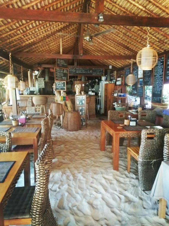 Отель Tanjungan Gili Gede Экстерьер фото