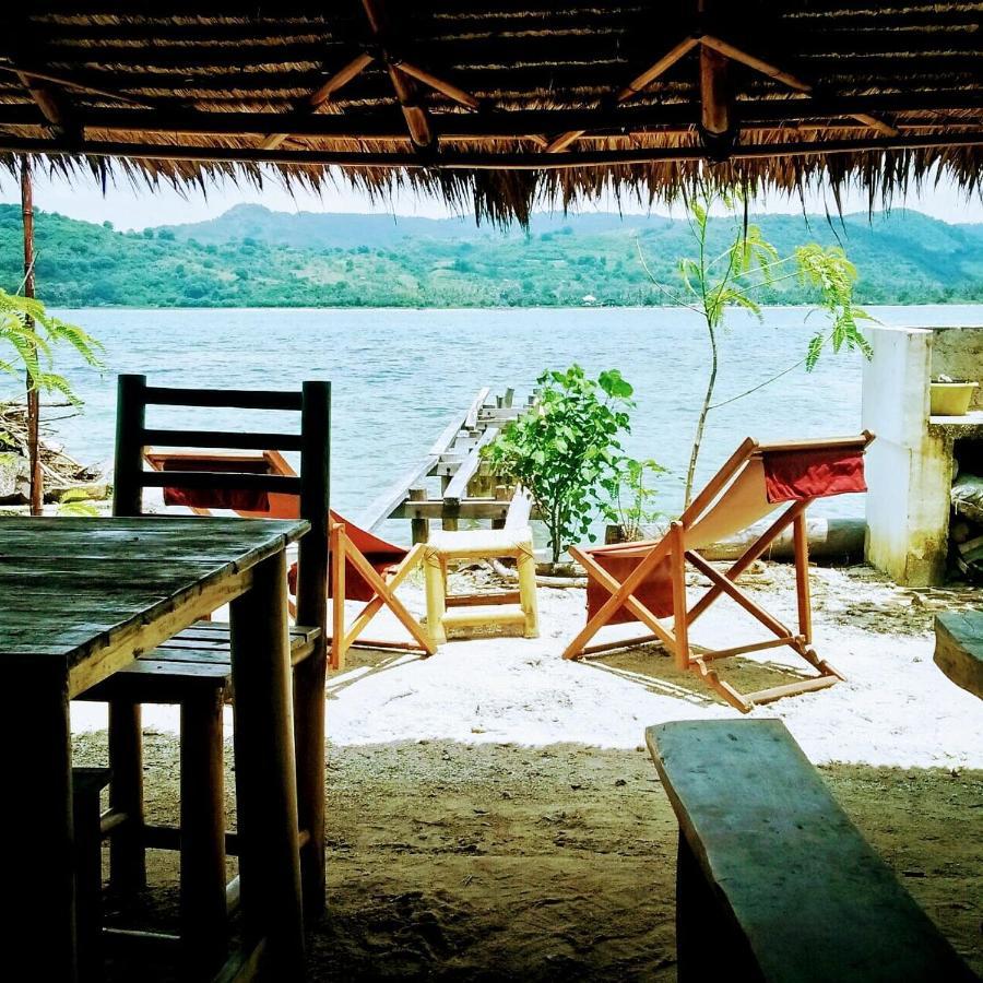Отель Tanjungan Gili Gede Экстерьер фото