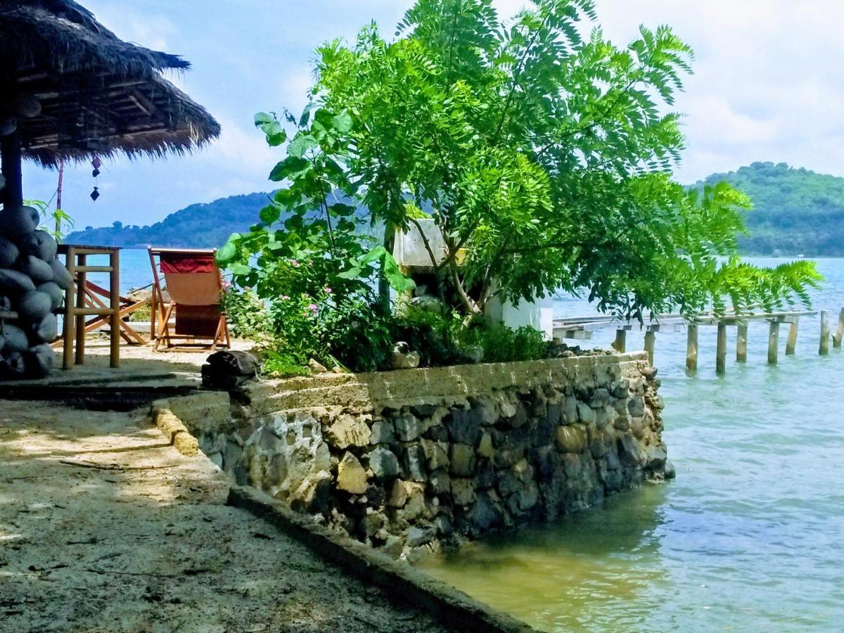 Отель Tanjungan Gili Gede Экстерьер фото